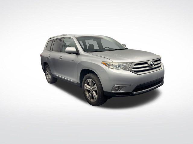 used 2013 Toyota Highlander car, priced at $16,900