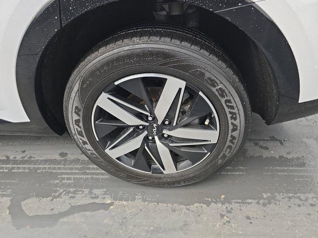 used 2022 Kia Sorento car, priced at $25,900