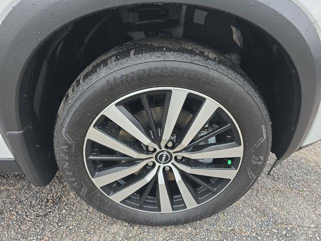 new 2025 Nissan Pathfinder car, priced at $44,159