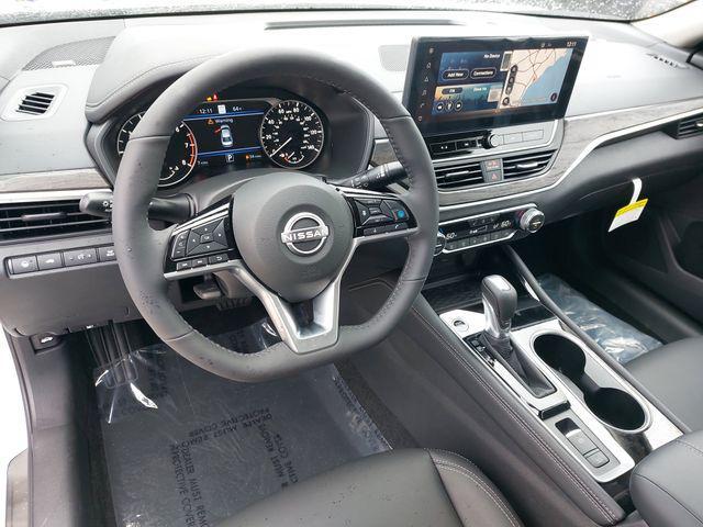 new 2025 Nissan Altima car, priced at $33,991