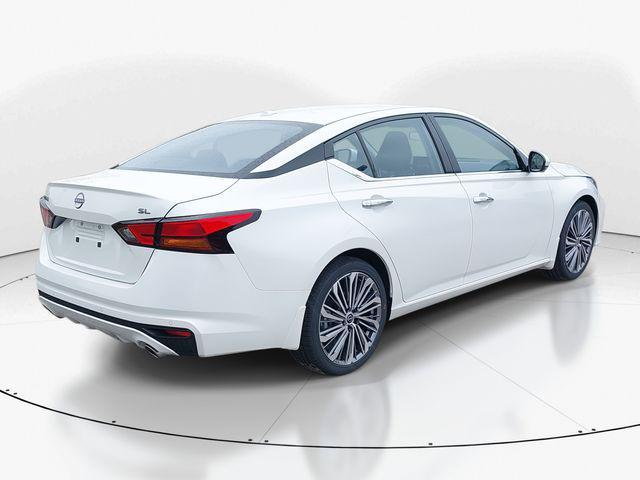 new 2025 Nissan Altima car, priced at $33,991