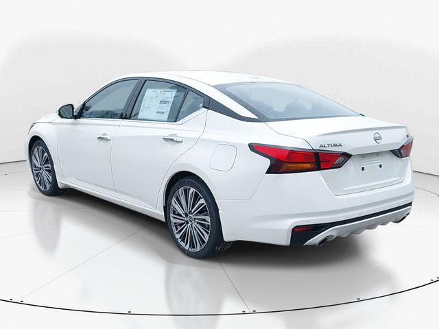 new 2025 Nissan Altima car, priced at $33,991