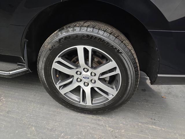 used 2023 Ford Expedition car, priced at $43,800