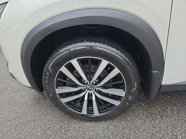 used 2024 Nissan Pathfinder car, priced at $38,500