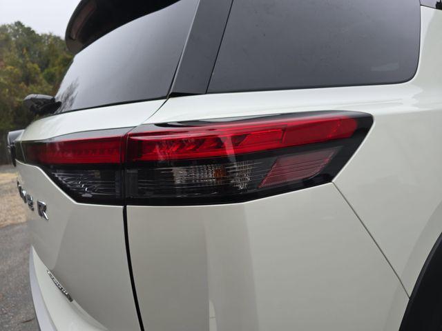 used 2024 Nissan Pathfinder car, priced at $38,500