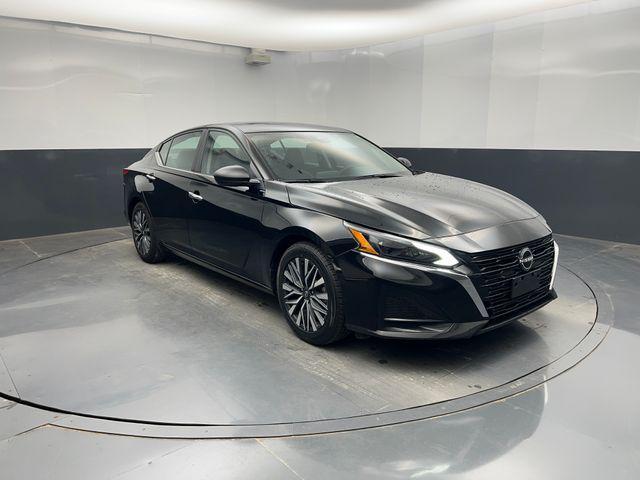 used 2024 Nissan Altima car, priced at $22,500