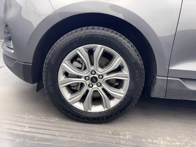 used 2024 Ford Edge car, priced at $23,600