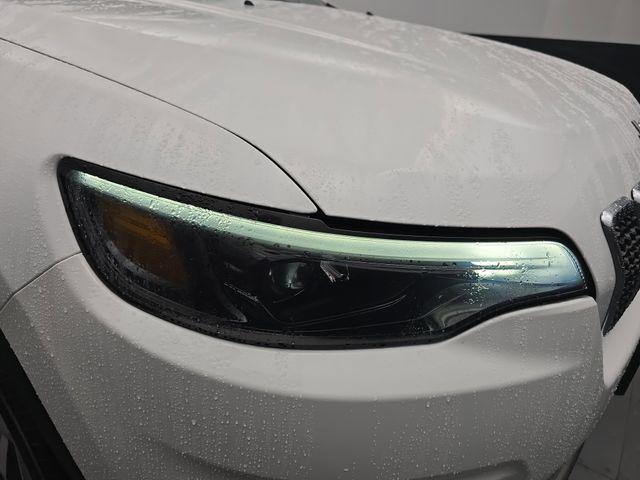 used 2022 Jeep Cherokee car, priced at $22,900