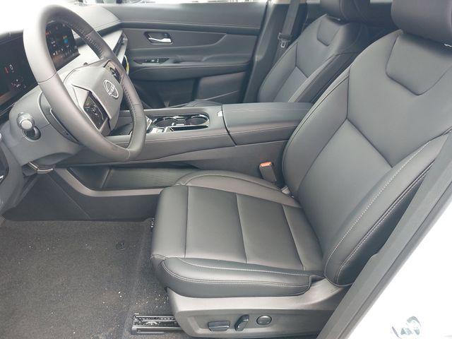 new 2025 Nissan Murano car, priced at $35,179