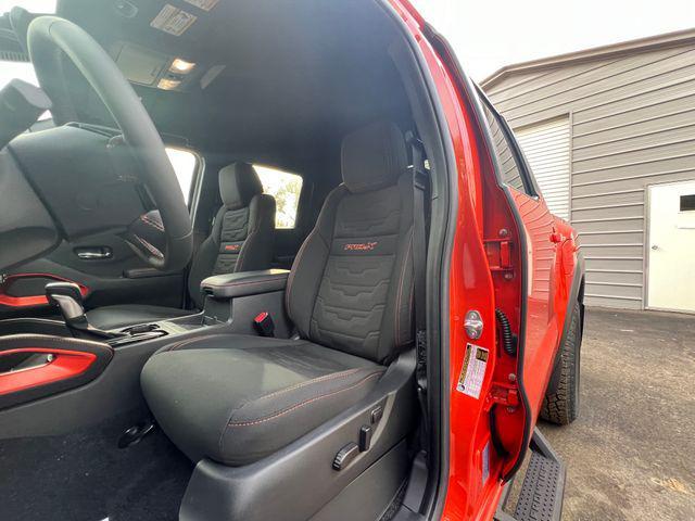 new 2025 Nissan Frontier car, priced at $41,527