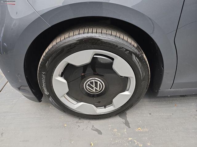 used 2025 Volkswagen ID. Buzz car, priced at $53,700