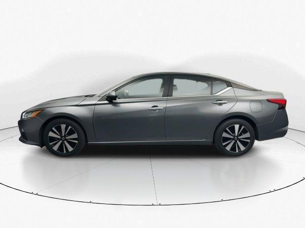 used 2022 Nissan Altima car, priced at $17,500