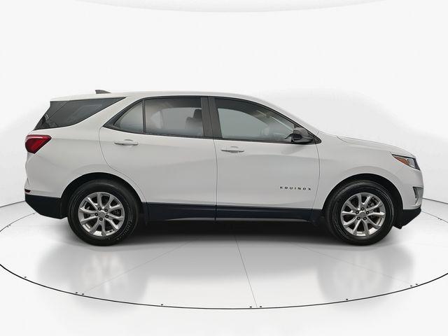 used 2021 Chevrolet Equinox car, priced at $18,400