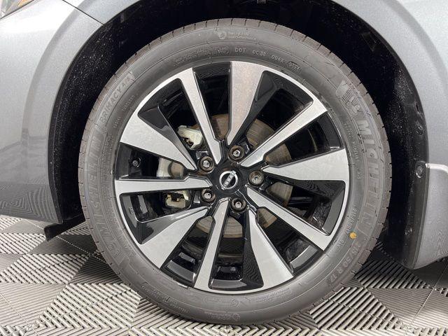 new 2025 Nissan Sentra car, priced at $25,005