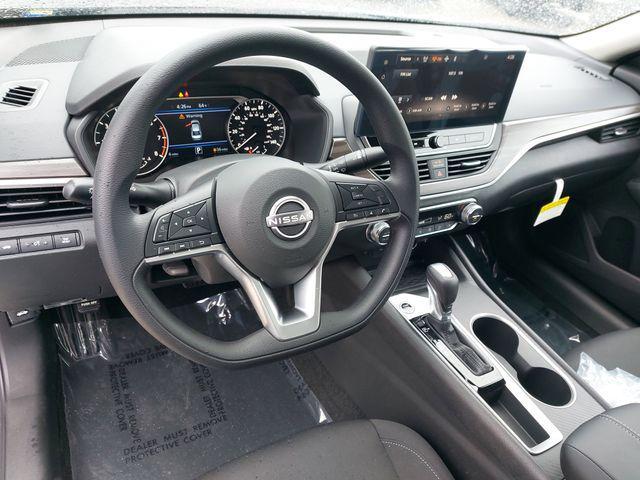 new 2025 Nissan Altima car, priced at $28,661