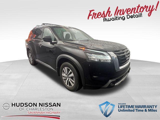 used 2022 Nissan Pathfinder car, priced at $32,888