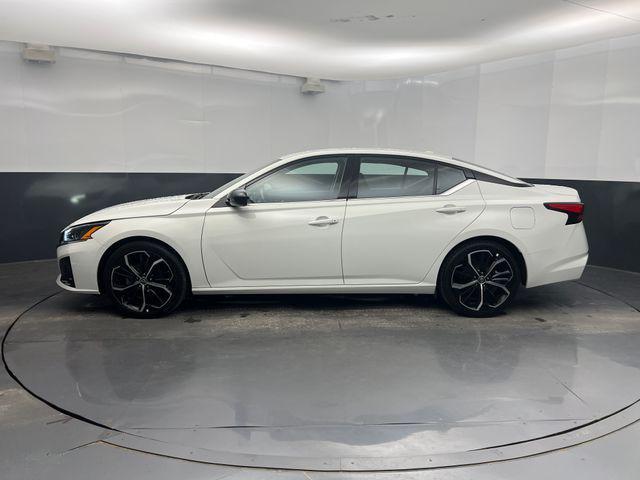 used 2023 Nissan Altima car, priced at $22,700