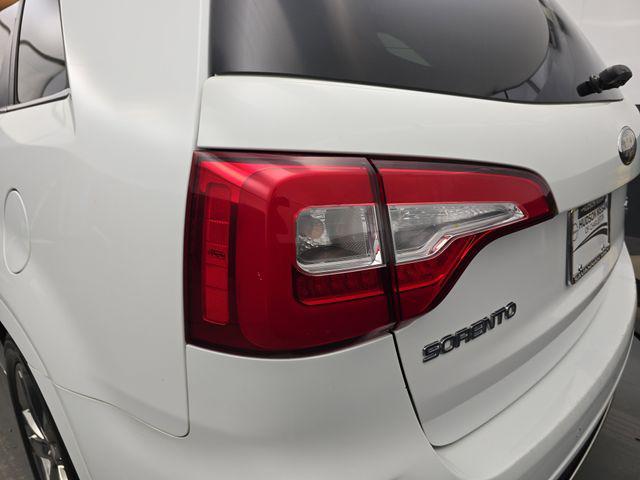 used 2014 Kia Sorento car, priced at $9,900