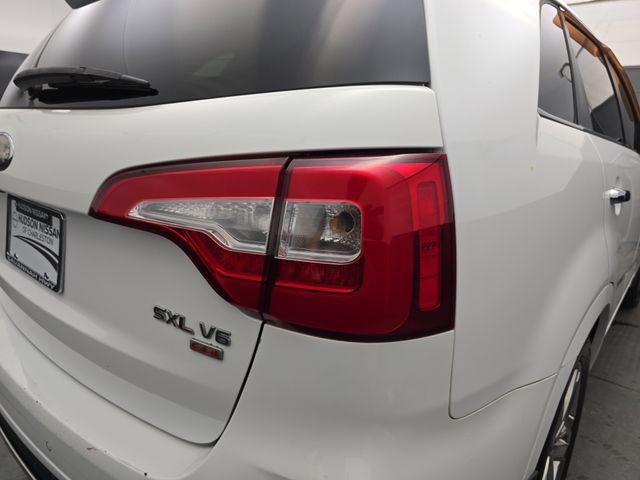 used 2014 Kia Sorento car, priced at $9,900