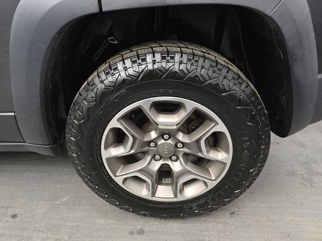 used 2020 Jeep Cherokee car, priced at $20,700