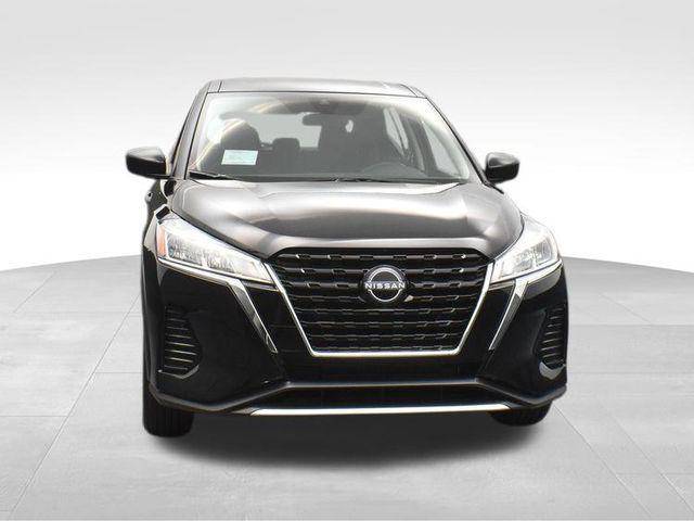 new 2024 Nissan Kicks car, priced at $21,943