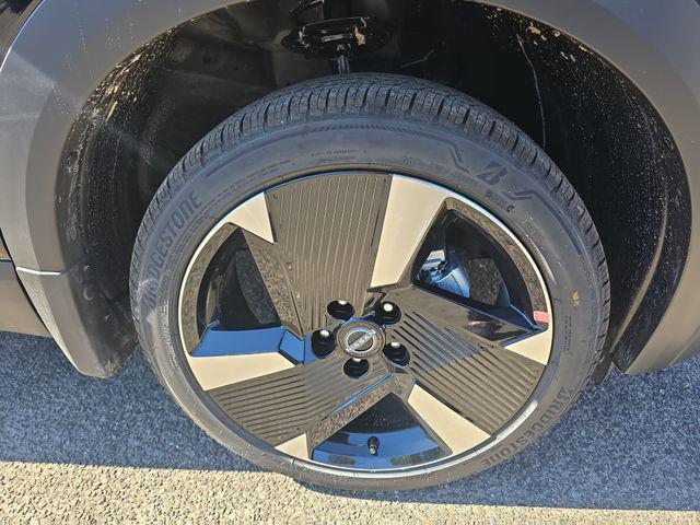 new 2026 Nissan Kicks car, priced at $29,775