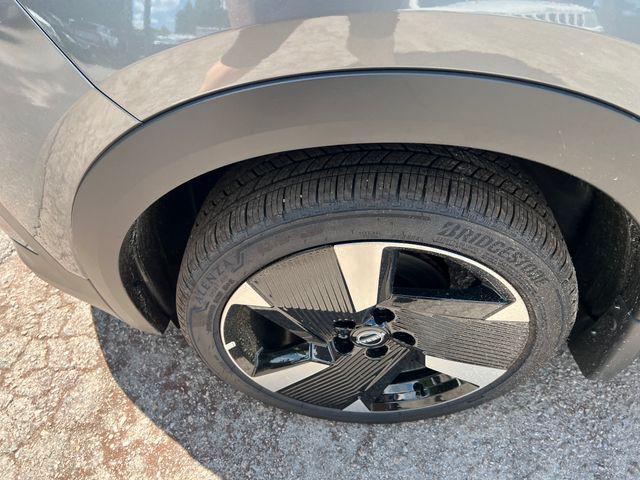 new 2025 Nissan Kicks car, priced at $27,429