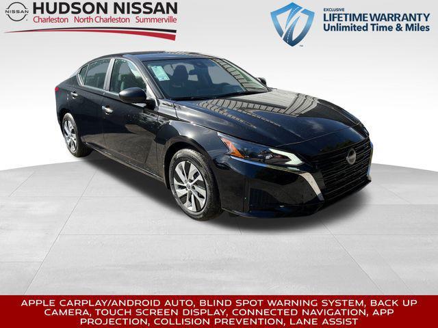 new 2025 Nissan Altima car, priced at $25,995