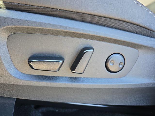 new 2025 Nissan Pathfinder car, priced at $36,448