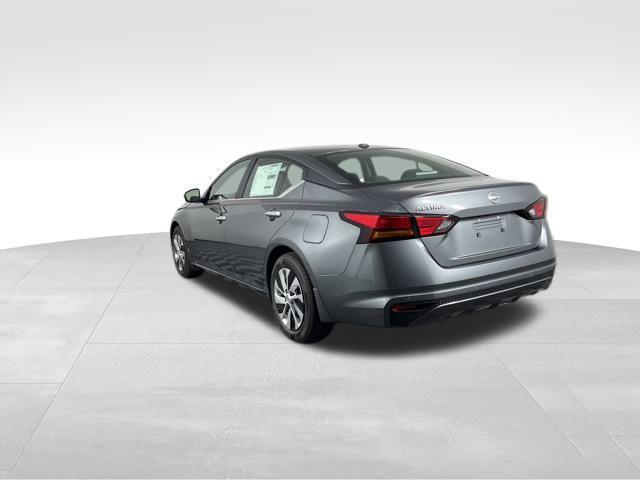 new 2025 Nissan Altima car, priced at $26,957