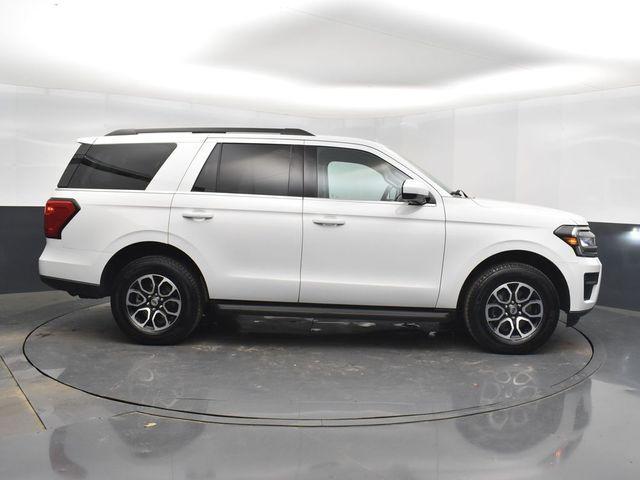 used 2022 Ford Expedition car, priced at $43,333