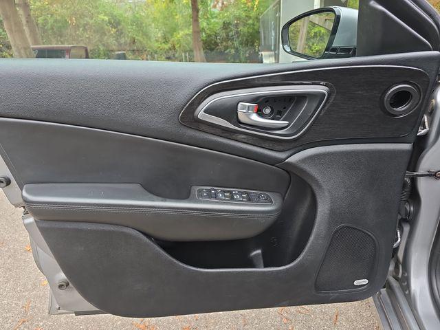 used 2016 Chrysler 200 car, priced at $5,900