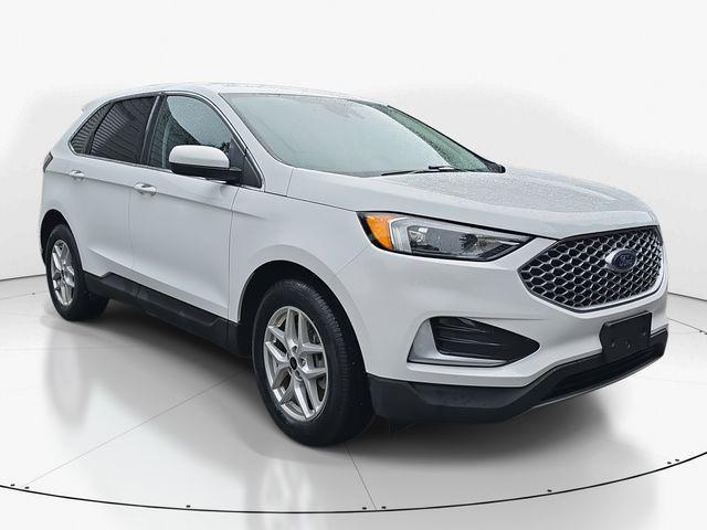 used 2024 Ford Edge car, priced at $18,700