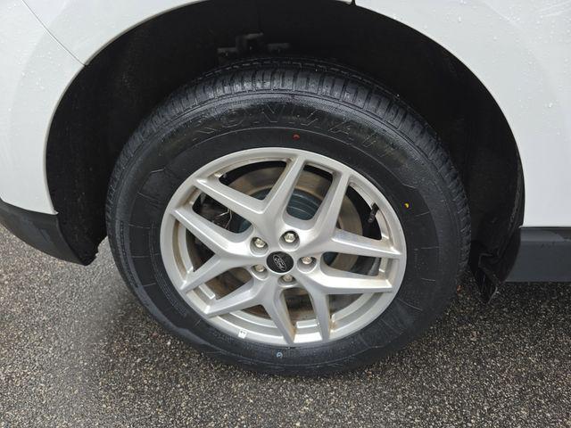 used 2024 Ford Edge car, priced at $18,700