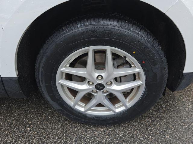 used 2024 Ford Edge car, priced at $18,700