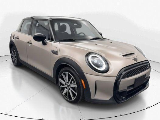 used 2024 MINI Hardtop car, priced at $24,300