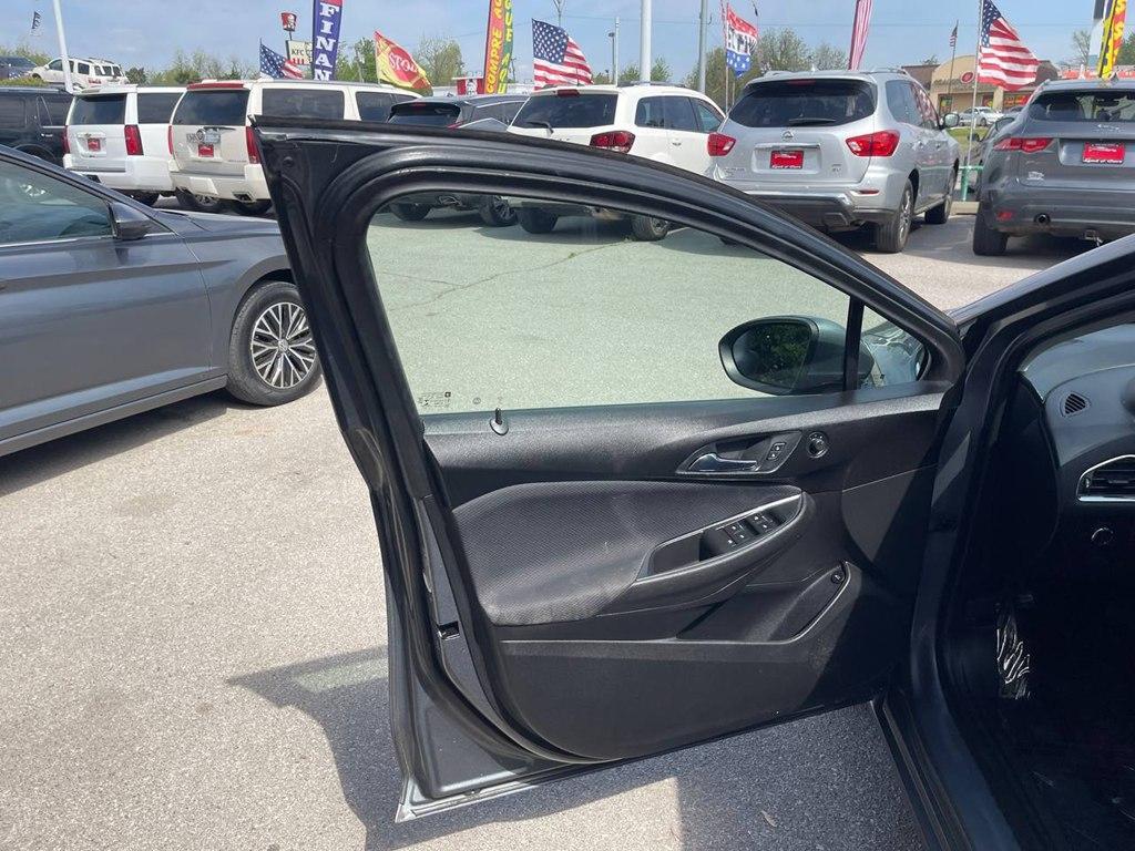 used 2019 Chevrolet Cruze car, priced at $9,995