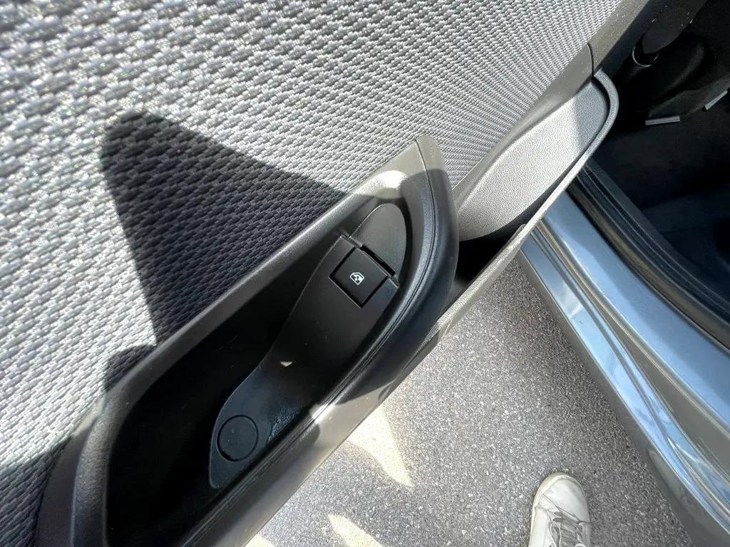 used 2019 Chevrolet Cruze car, priced at $9,995