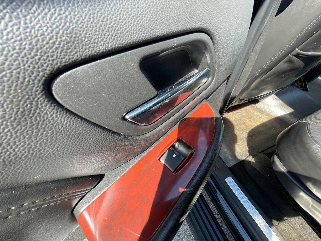 used 2008 Cadillac Escalade ESV car, priced at $9,995