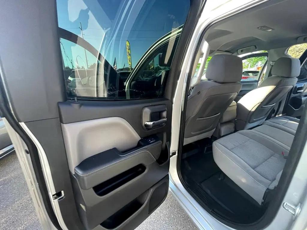 used 2015 Chevrolet Silverado 1500 car, priced at $17,495