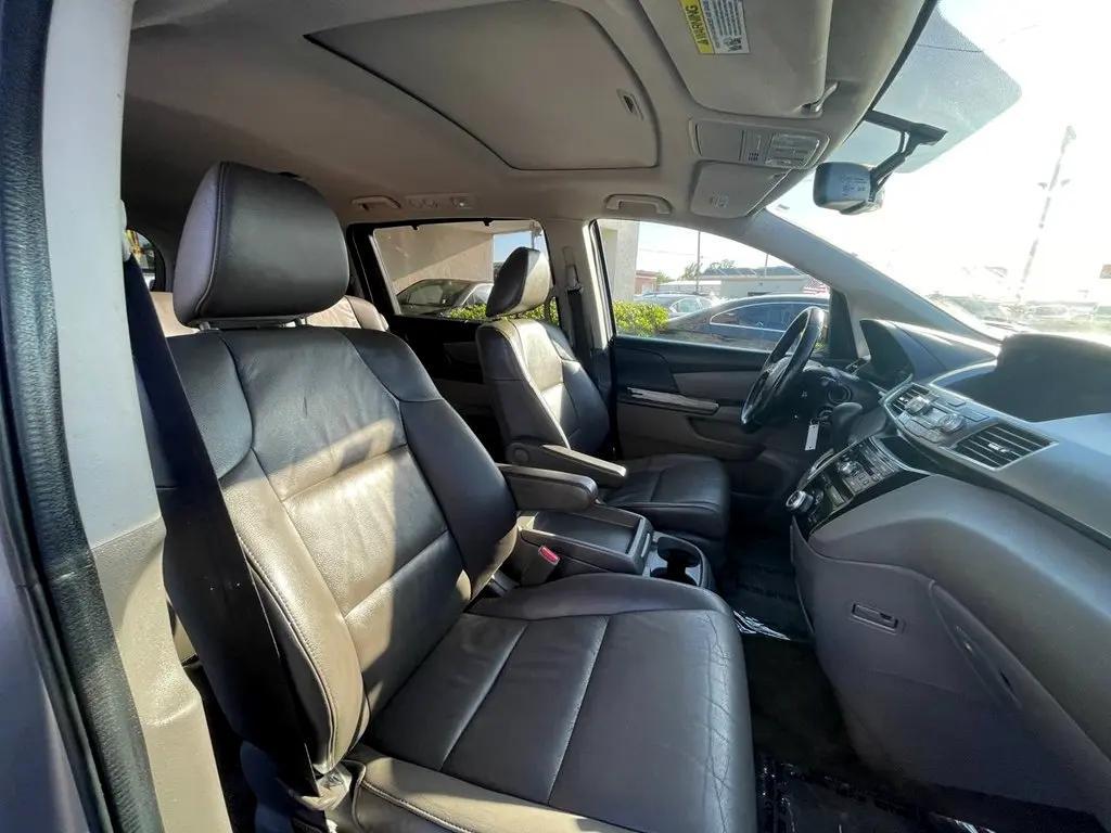 used 2013 Honda Odyssey car, priced at $9,999