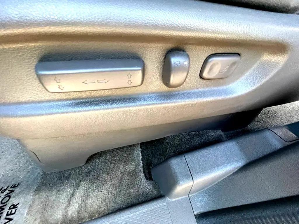 used 2013 Honda Odyssey car, priced at $9,999