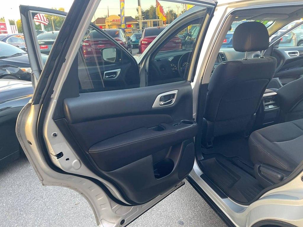 used 2017 Nissan Pathfinder car, priced at $9,995