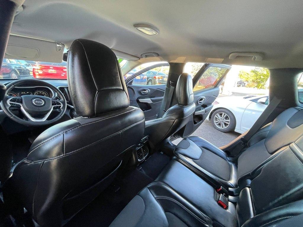 used 2018 Jeep Cherokee car, priced at $9,995