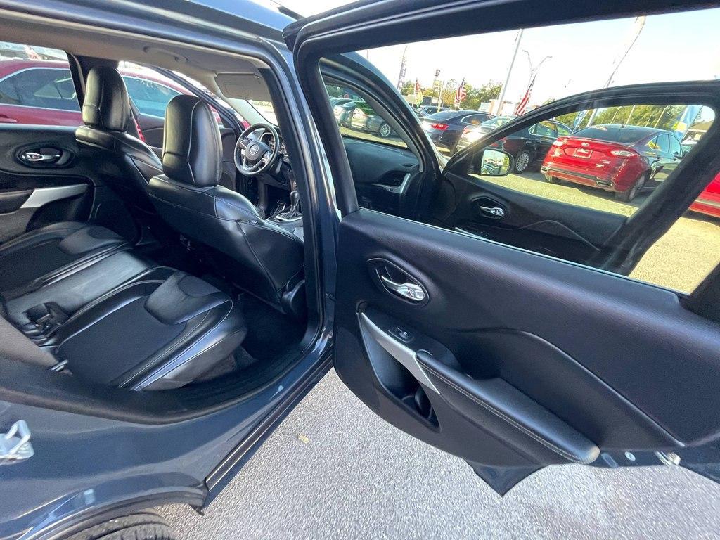 used 2018 Jeep Cherokee car, priced at $9,995