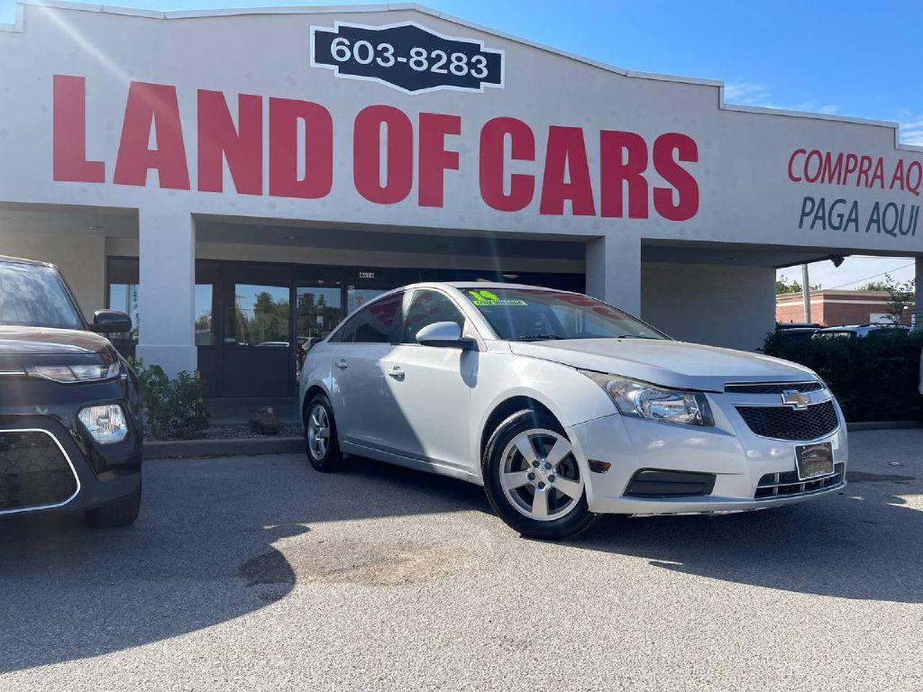 used 2014 Chevrolet Cruze car, priced at $6,495