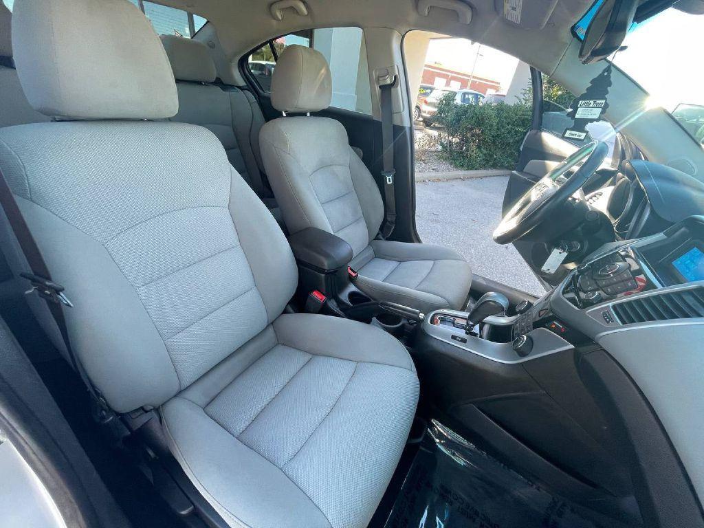 used 2014 Chevrolet Cruze car, priced at $6,495