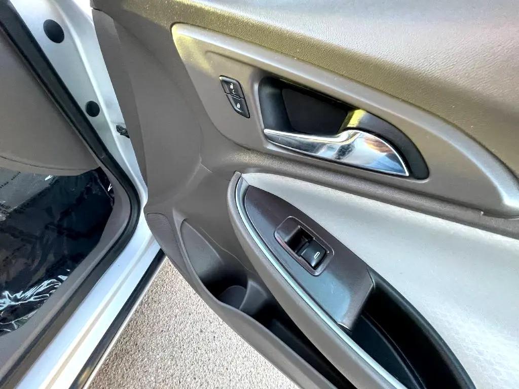 used 2020 Chevrolet Malibu car, priced at $13,495