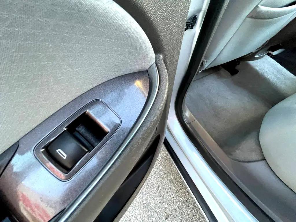 used 2020 Chevrolet Malibu car, priced at $13,495