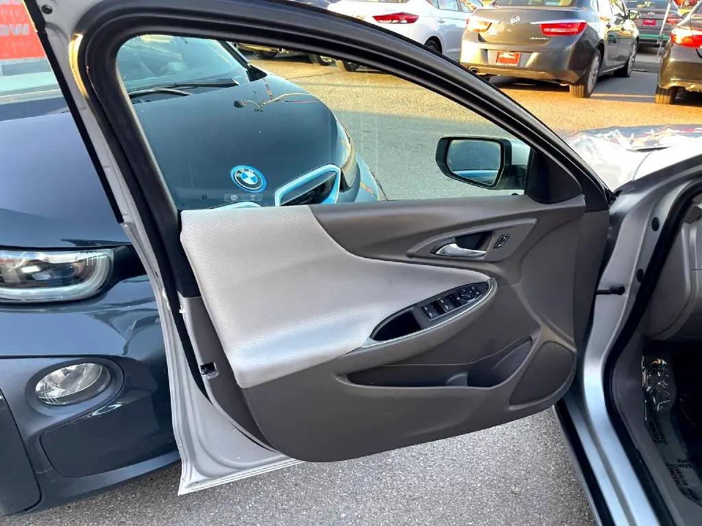 used 2020 Chevrolet Malibu car, priced at $13,495